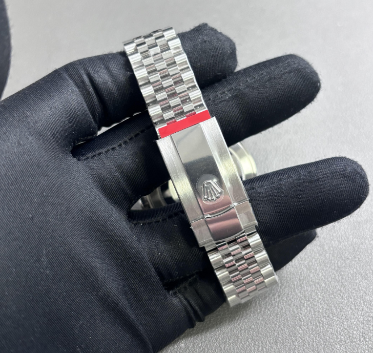 VSF V2 Datejust Jubilee bracelet 21 links flat lay